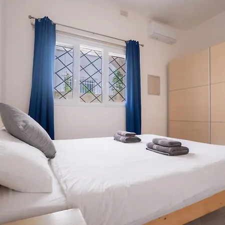 아파트 3bd Charming House With Terrace, Fireplace And Bbq