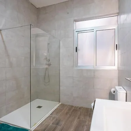 3bd Charming House With Terrace, Fireplace And Bbq *