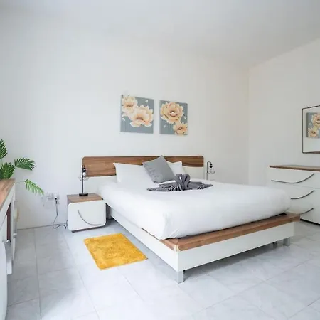 3bd Charming House With Terrace, Fireplace And Bbq Appartement *