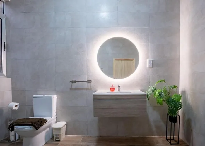 3bd Charming House With Terrace, Fireplace And Bbq