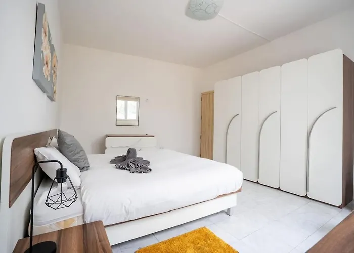 3bd Charming House With Terrace, Fireplace And Bbq 아파트 Saint Julian's