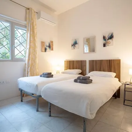 3bd Charming House With Terrace, Fireplace And Bbq * San Ġiljan