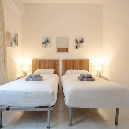 Appartement 3bd Charming House With Terrace, Fireplace And Bbq