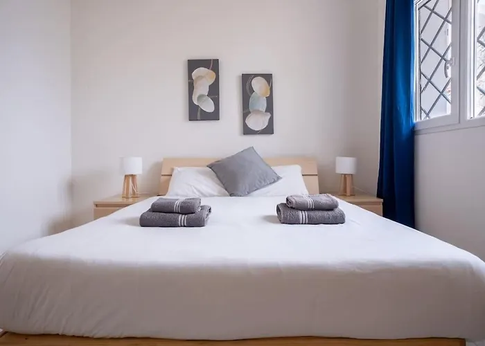 Apartman 3bd Charming House With Terrace, Fireplace And Bbq *