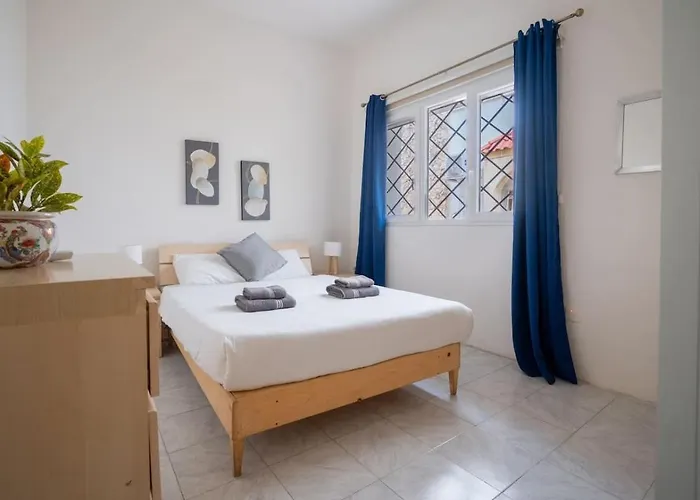 3bd Charming House With Terrace, Fireplace And Bbq Apartman San Ġiljan