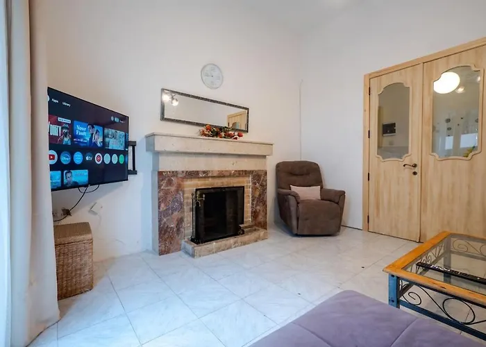 3bd Charming House With Terrace, Fireplace And Bbq * San Ġiljan