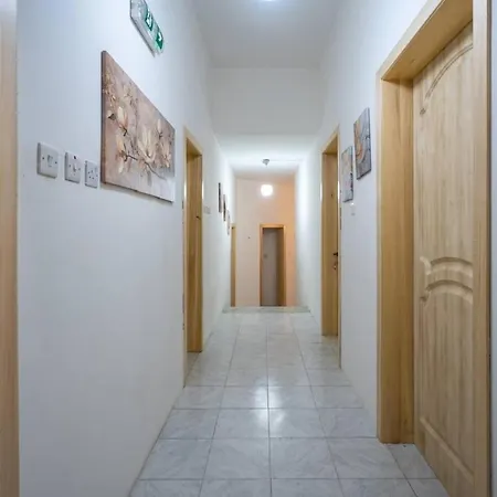 3bd Charming House With Terrace, Fireplace And Bbq *